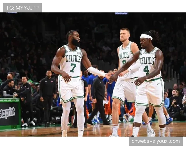 关键对决前瞻:凯尔特人对阵76人,东部头名之争进入白热化 关键对决前瞻:凯尔特人对阵76人,东部头名之争进入白热化